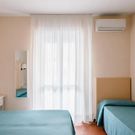 Milton Marina di Pietrasanta